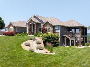 135 Lake Bluff Ln, Camdenton, MO 65020