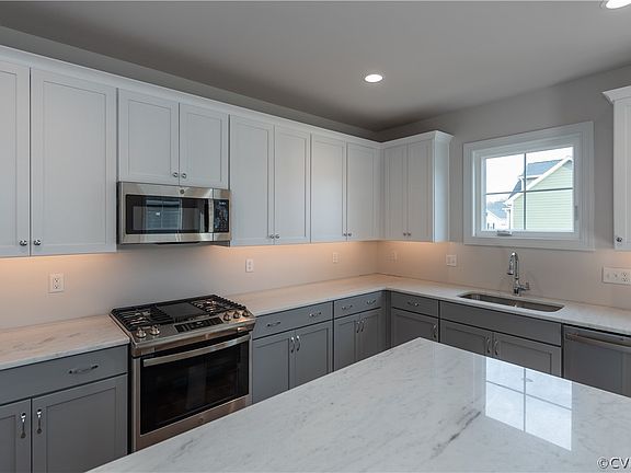 3rd image of 104 Brookneal Aly