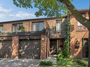 3395 Cliff Rd N UNIT 28, Mississauga, ON L5A3M7