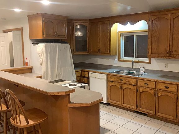 5th image of 3708 Mariner Ave