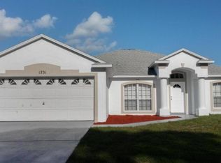 1231 SE Navajo Ln, Port Saint Lucie, FL 34983