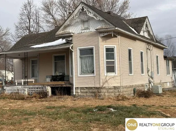165 Hector St, Cordova, NE 68330