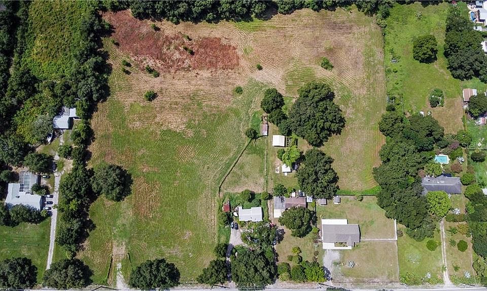 1st image of 2705 Bloomingdale Ave