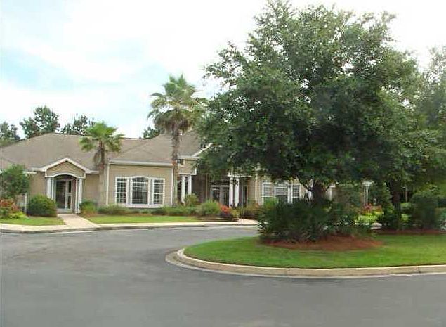 2nd image of 1300 Park Blvd #213