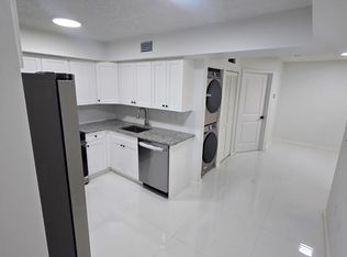 15390 SW 76th Ter APT 103, Miami, FL 33193