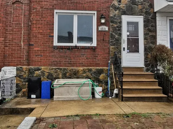 4536 Bleigh Ave, Philadelphia, PA 19136