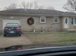 10608 Deering Rd, Louisville, KY 40272