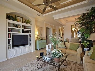 Beautiful Crown Molding Tray Ceilings
						:
						Relax and enjoy