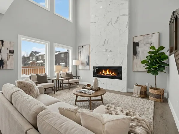 3224 160th St SW, Edmonton, AB T6W 5A1