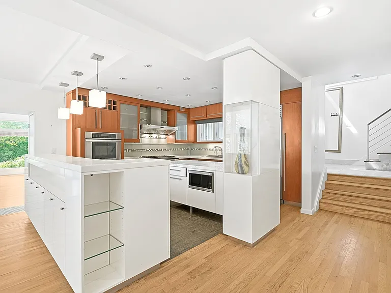 12 Seely Pl — Photo 12
