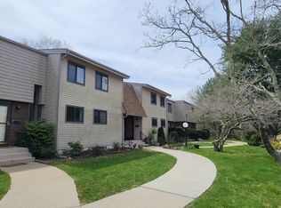 91 Riverview Rd #5D, East Lyme, CT 06333