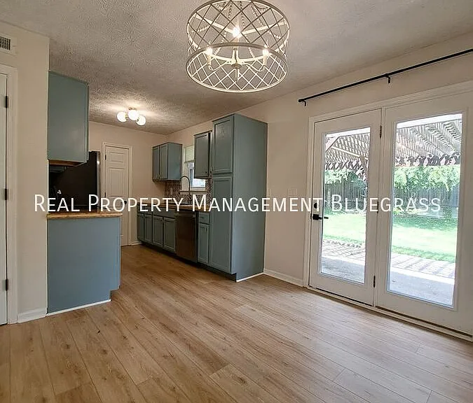 3377 Buckhorn Dr — Photo 4