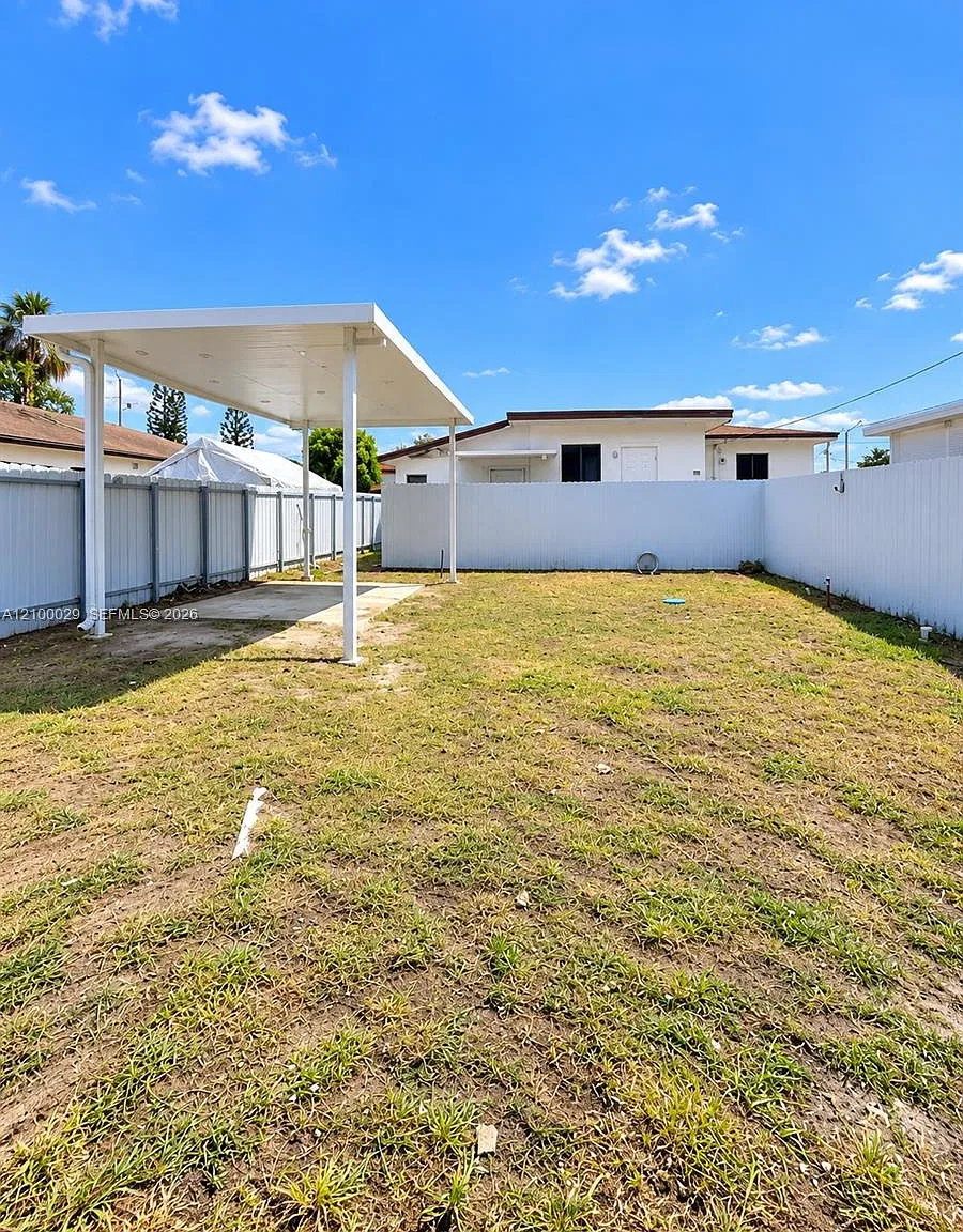 Home Owners Paradise — Photo 4