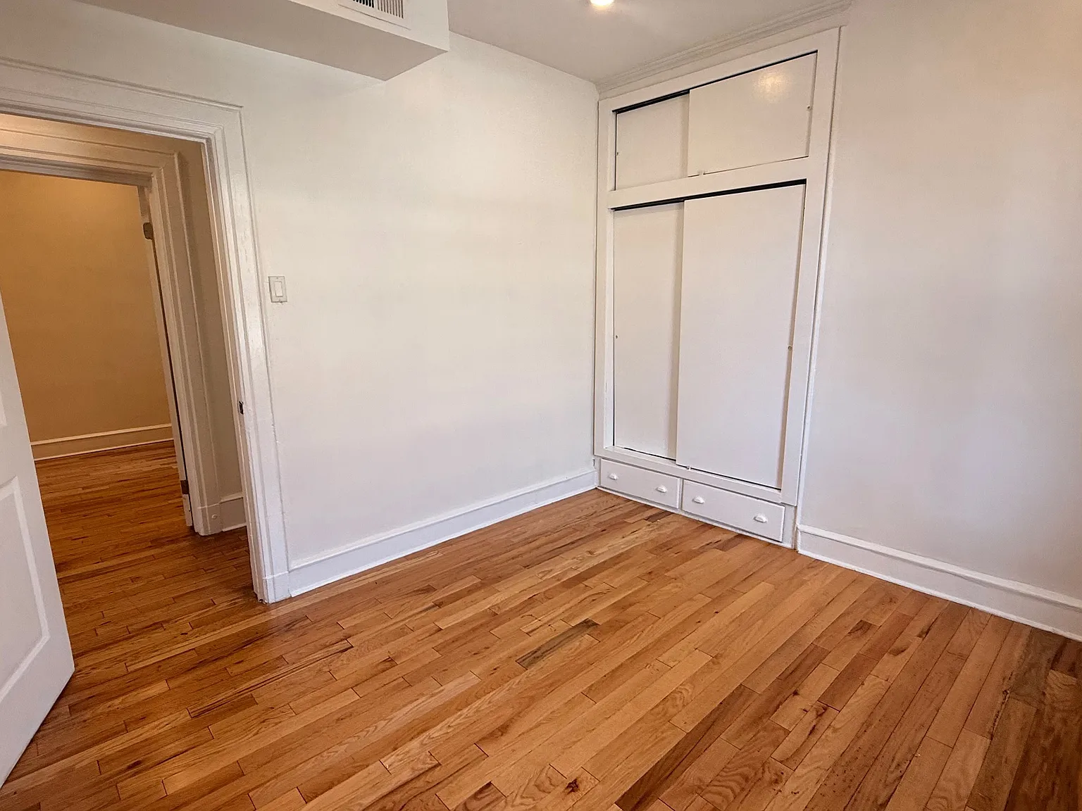 4 bed, $3,250 — Photo 3