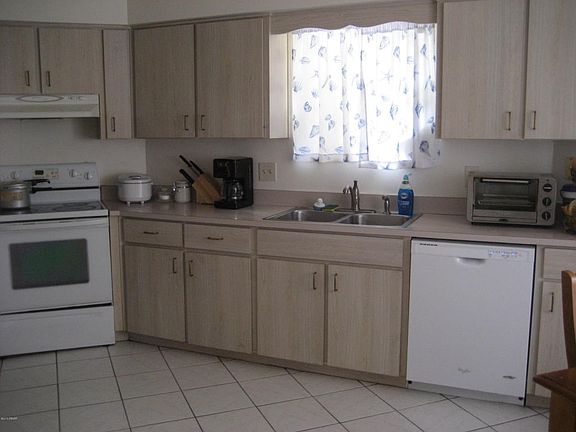 4th image of 6213 Klondike Dr