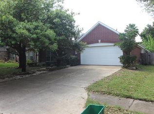 12122 Canyon Mills Dr, Houston, TX 77095