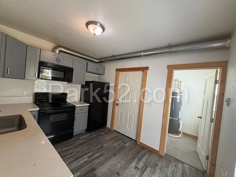 5231 S Birmingham St #B — Photo 4