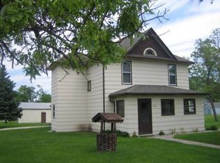 647 4th St, Walcott, ND