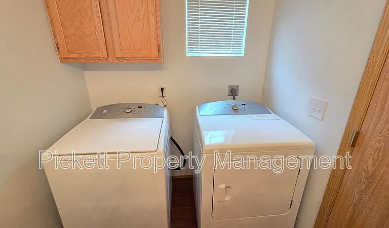 11615 Breckenridge Ln NW — Photo 7