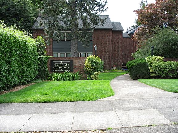 2nd image of 235 NE 61st Ave Unit 32