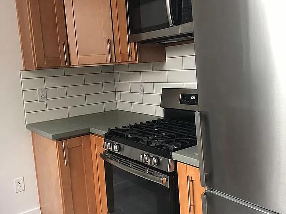 2nd image of 505 Church St APT 4