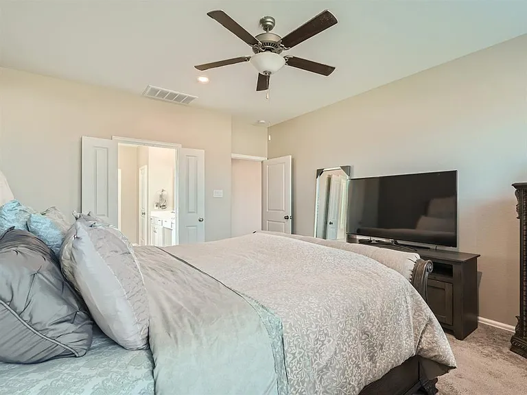 3735 Lion Creek Ct — Photo 19