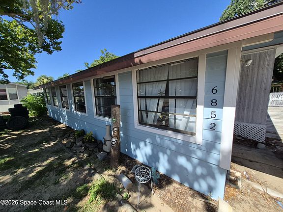 2nd image of 6852 Aster Dr