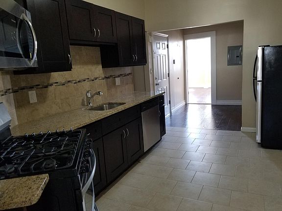 2nd image of 274A Grant Ave Floor 1