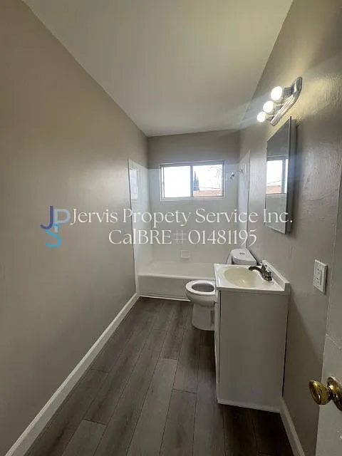 7018 Marbrisa Ave — Photo 3