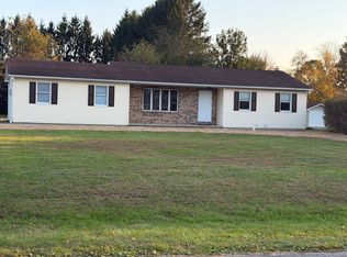 175 Bush Ln, Brodheadsville, PA 18322