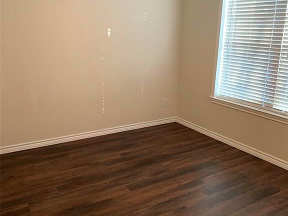 3rd image of 9009 Stewart St