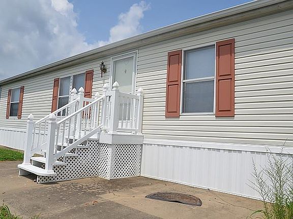 2nd image of 1441 Megan Heights
