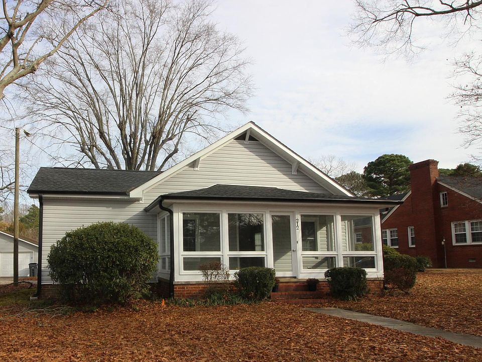 1st image of 212 N Main St