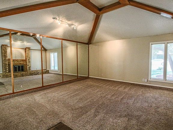 5th image of 8203 Belmont Ave