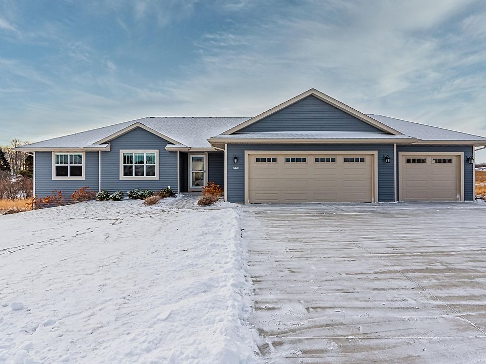 1st image of 2613 Creekview Ct