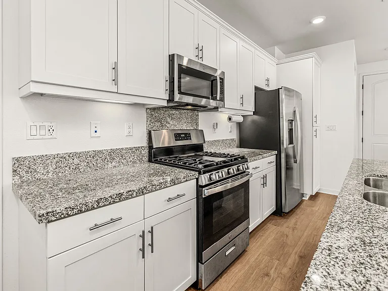 35924 Neala Ln — Photo 11