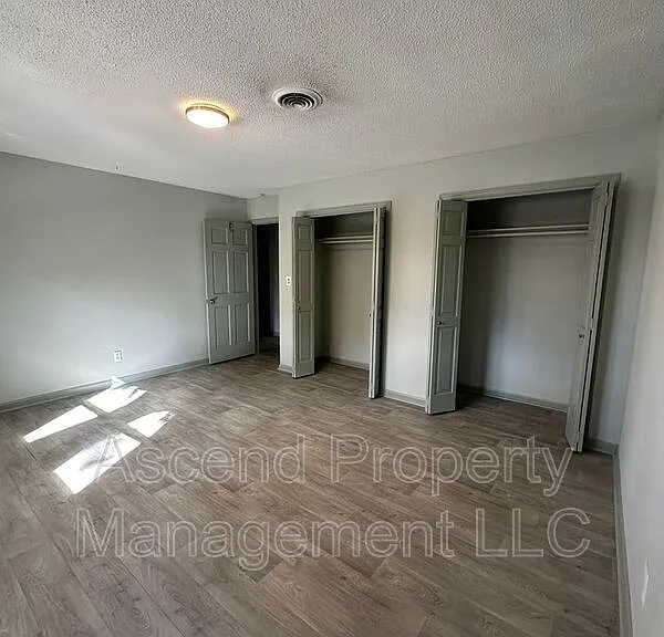 1801 Bailey Ave #B — Photo 4