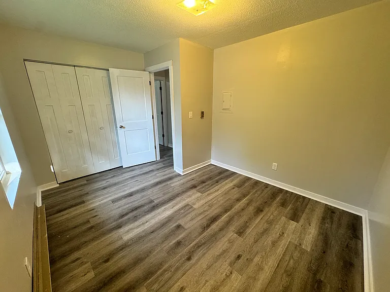 508 E Provost St #4 — Photo 8