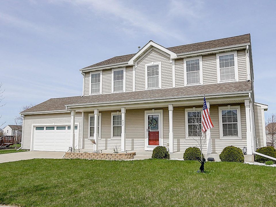 1st image of 637 Riverwood Ln