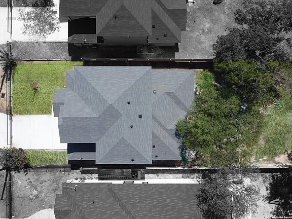 4th image of 148 DOOLITTLE ST
