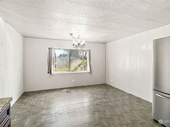 4th image of 3211 85th Street S #47A