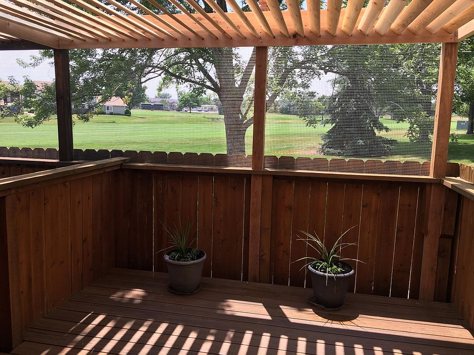 Front porch from kitchen entry