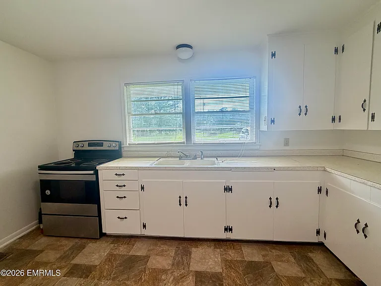 4580 Russell Topton Rd — Photo 3