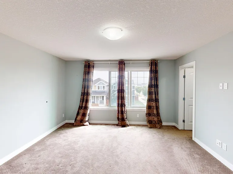 5 Red Embers Row NE — Photo 17