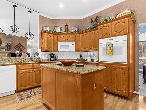 5th image of 4916 Monte Vista Ln