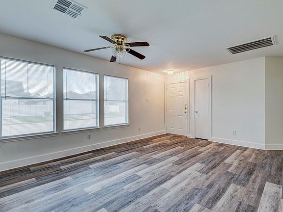 5th image of 9622 Farrell Dr