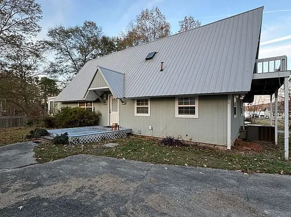 19081 River Dr, Shelby, AL 35143