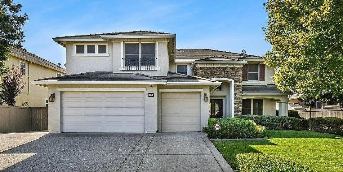 7101 Boa Nova Dr photo 1