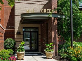 4521 Wornall Rd #114, Kansas City, MO 64112