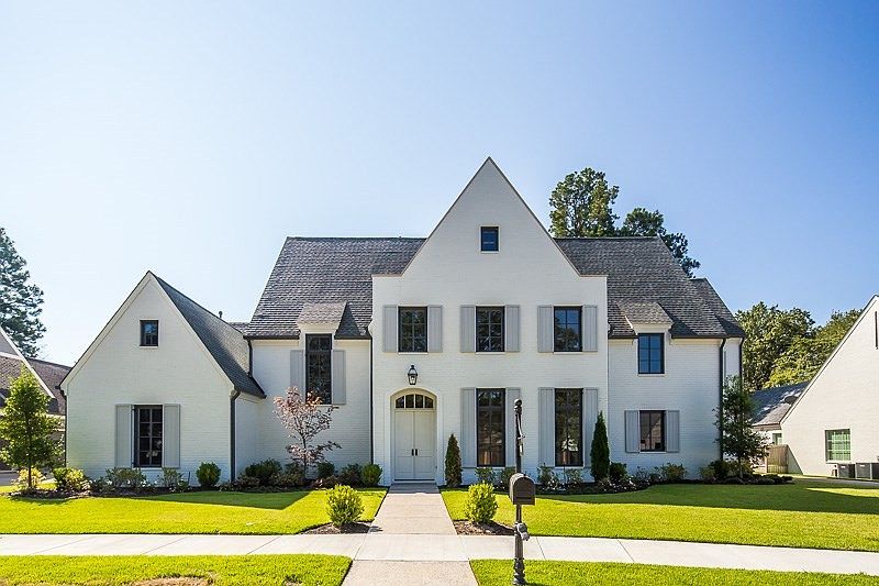1st image of 9061 Winston Woods Cir